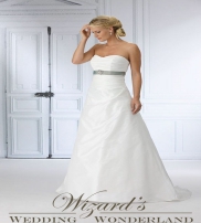 WeddingWonderland Bruidsmode Kollektion  2015